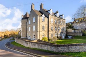 Photo 4- click for photo gallery